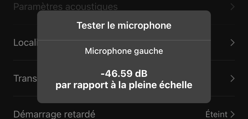 La fenêtre Test du microphone affiche un niveau de mesure pour chaque microphone connecté en décibels (dB).