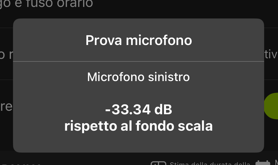 La finestra Test Microphone (Prova microfono) mostra una lettura del livello per il microfono per ultrasuoni in valori negativi di decibel (dB).